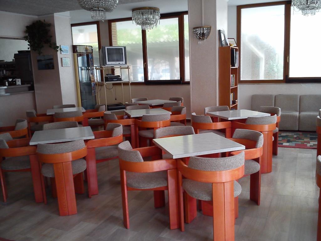 Hotel Darsena Cesenatico